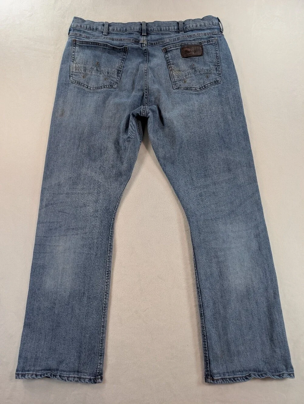 Wrangler Retro Bootcut Jeans Light Wash | W Stitching Denim | Mens 40 x 34‎